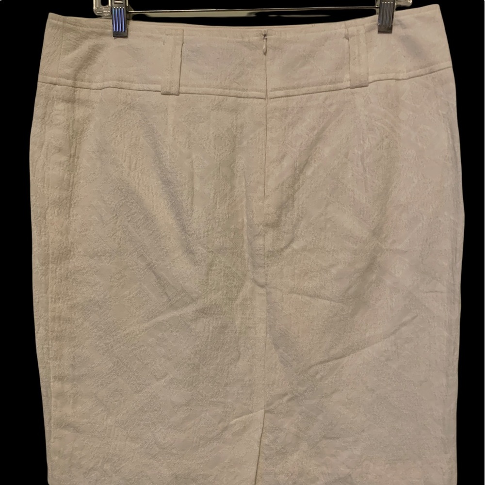 🎉SALE🎉Trina Turk Skirt Size 10
